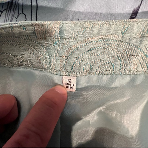 Jones New York Suit - Light Blue Paisley Suit Jacket and Skirt - Size 12 - Picture 9 of 15